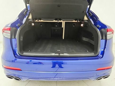 Used 2023 Maserati Levante GT AWD/4WD image 29