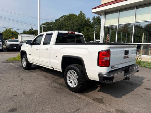 Used 2017 GMC Sierra 1500 SLE w/ SLE Value Package AWD/4WD image 9