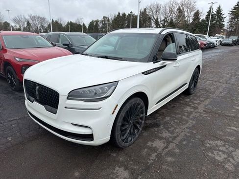 Used 2024 Lincoln Aviator Reserve w/ Equipment Group 201A image 5