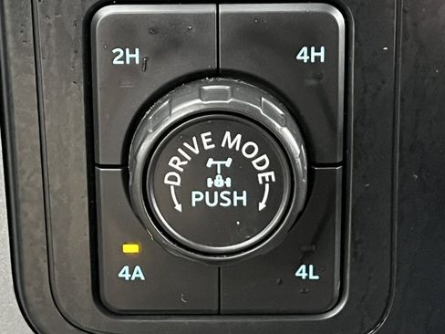 Used 2023 Ford F150 Lariat w/ Equipment Group 502A High image 32