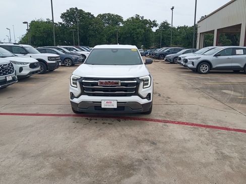 Used 2025 GMC Terrain Elevation AWD/4WD image 5