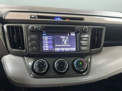 Used 2014 Toyota RAV4 LE AWD/4WD image 15