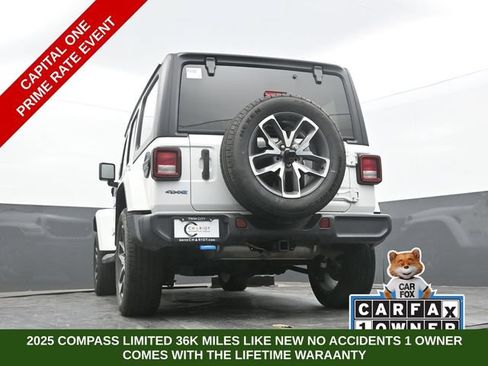 Used 2024 Jeep Wrangler Unlimited w/ Convenience Group AWD/4WD image 57