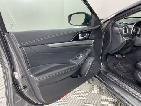Used 2023 Nissan Maxima SV w/ Floor Mat Group image 9