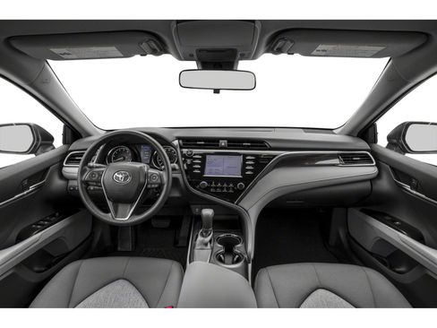 Used 2020 Toyota Camry LE FWD image 5
