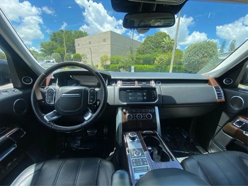 Used 2016 Land Rover Range Rover Supercharged AWD/4WD image 17