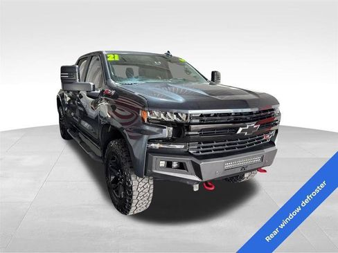 Used 2021 Chevrolet Silverado 1500 LT Trail Boss w/ Bed Protection Package AWD/4WD image 3