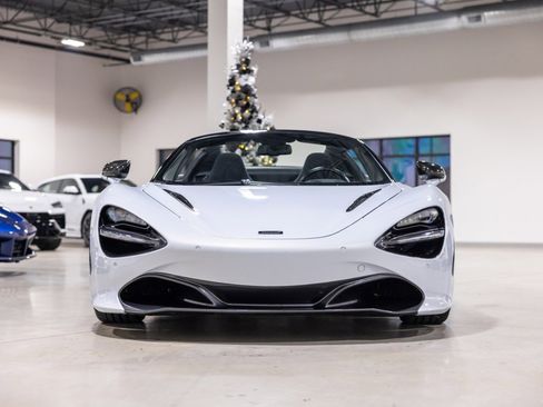 Used 2020 McLaren 720S Performance image 2