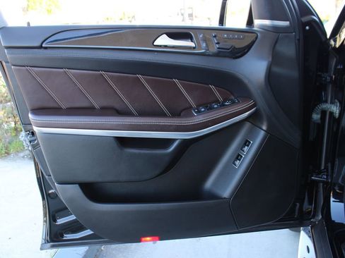 Used 2016 Mercedes-Benz GL 63 AMG 4MATIC image 48