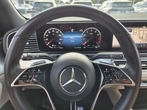 Used 2025 Mercedes-Benz GLE 350 4MATIC image 25