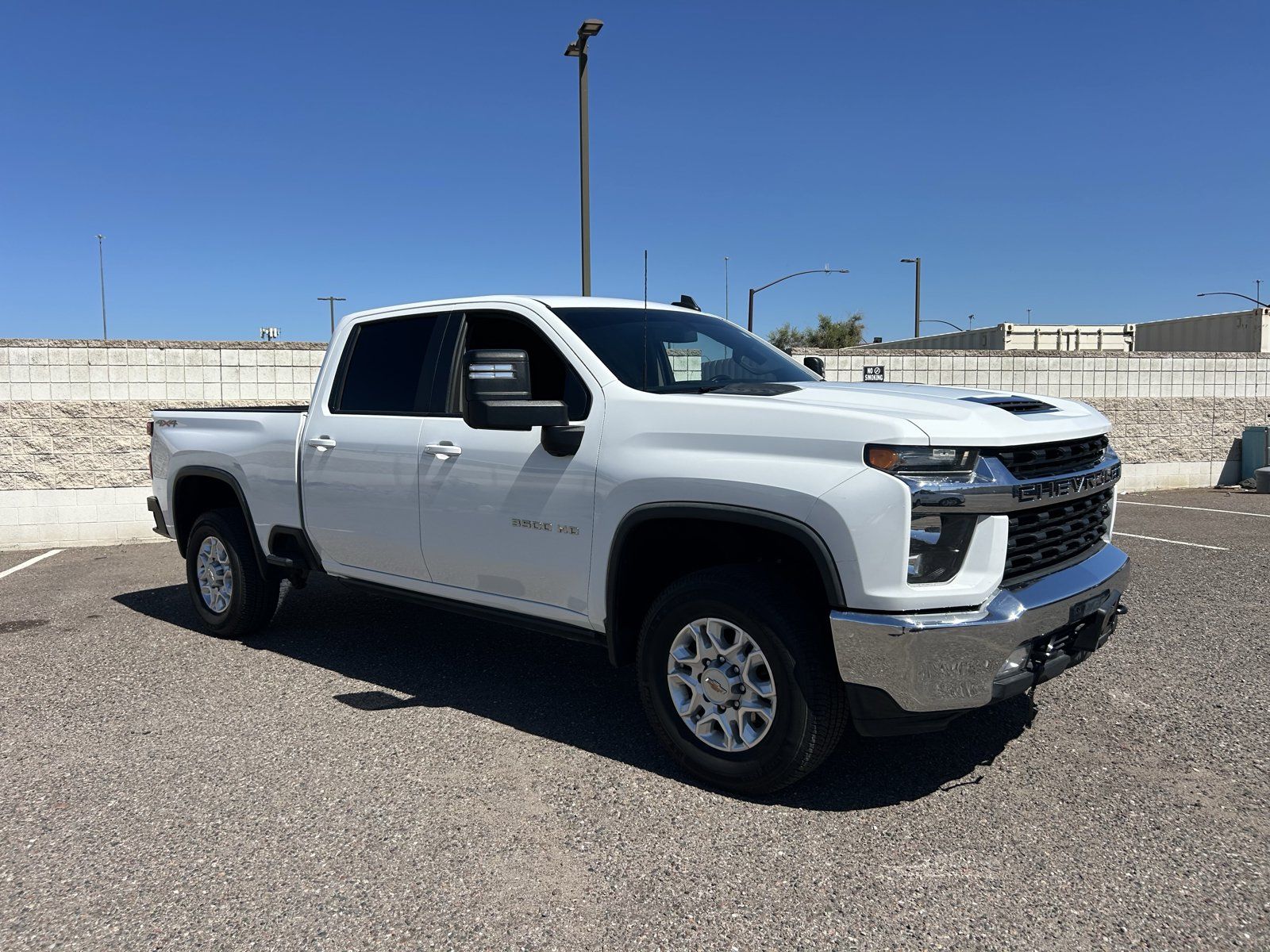 Used 2022 Chevrolet Silverado 3500 LT w/ Convenience Package AWD/4WD image 7