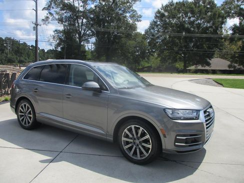 Used 2018 Audi Q7 3.0T Prestige AWD/4WD image 7