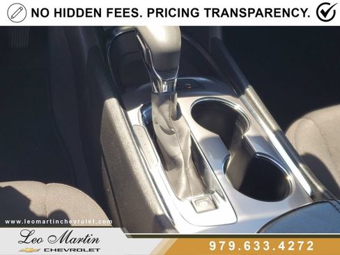 Used 2024 Chevrolet Malibu LT FWD image 25