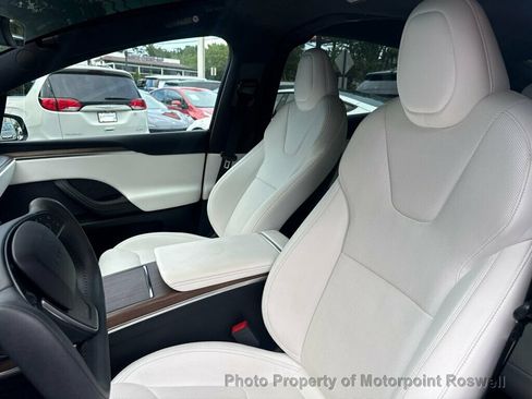 Used 2022 Tesla Model X AWD/4WD image 10