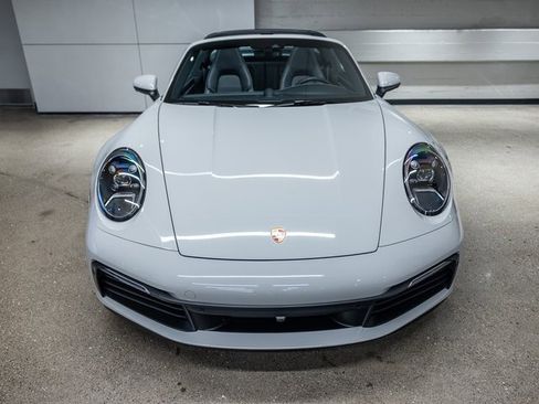 Used 2022 Porsche 911 Targa 4S w/ Premium Package image 8