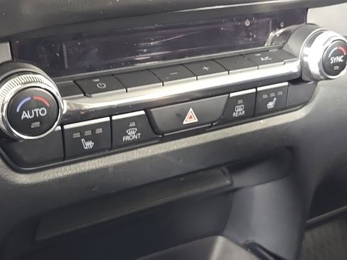 Used 2022 MAZDA CX-30 AWD 2.5 S w/ Premium Package image 28