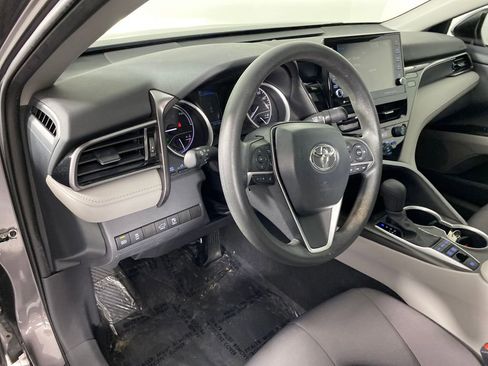 Used 2024 Toyota Camry LE image 10