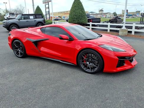 Used 2024 Chevrolet Corvette Z06 w/ Battery Protection Package image 1