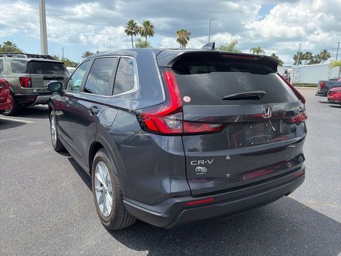 Certified 2025 Honda CR-V EX image 5