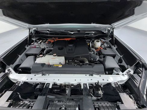 Used 2023 Toyota Tundra Capstone AWD/4WD image 13
