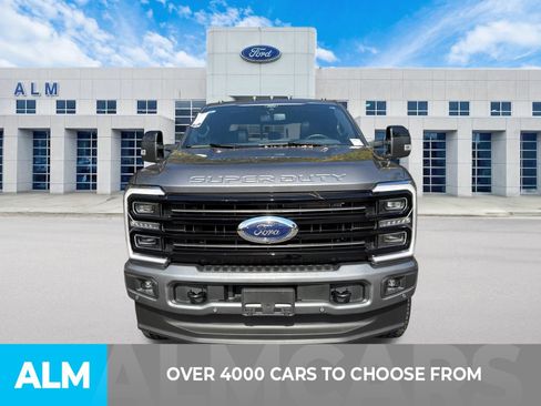 Used 2025 Ford F250 Platinum w/ FX4 Off-Road Package AWD/4WD image 2