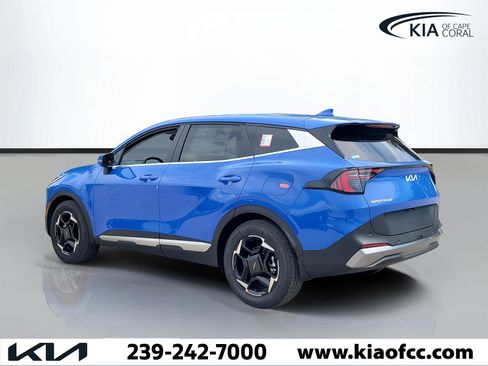 New 2026 Kia Sportage EX FWD image 4