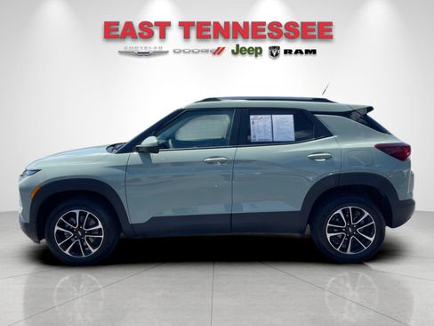 Used 2025 Chevrolet TrailBlazer LT AWD/4WD image 6