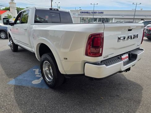 New 2026 RAM 3500 Limited AWD/4WD image 7