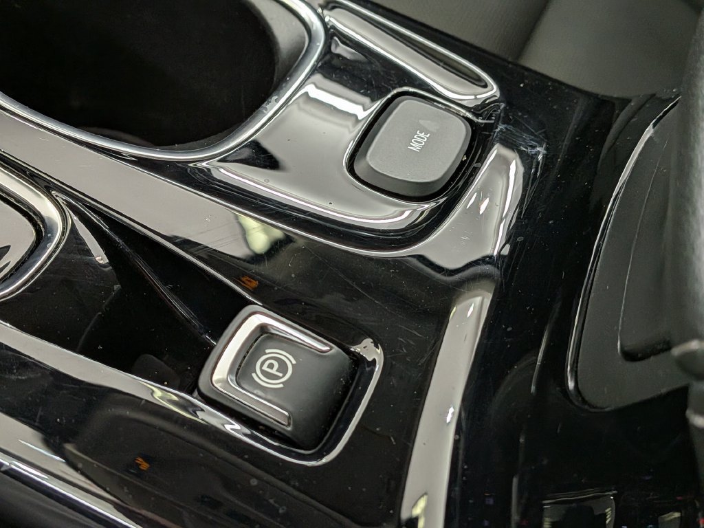 Used 2023 Buick Envision Essence w/ Sport Touring Package FWD image 27