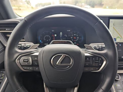 Used 2024 Lexus GX 550 w/ Accessory Package (Z1) AWD/4WD image 29