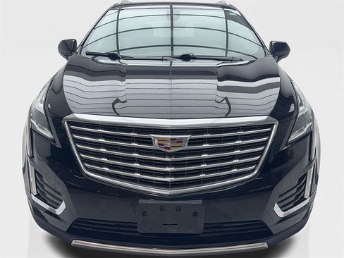 Used 2017 Cadillac XT5 Platinum image 4