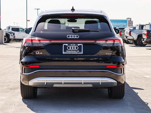 Used 2023 Audi Q4 e-tron Premium w/ Convenience Package AWD/4WD image 5