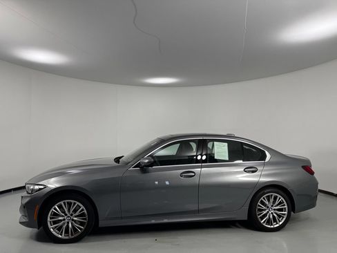 Used 2024 BMW 330i xDrive Sedan w/ Premium Package AWD/4WD image 4
