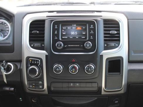 Used 2020 RAM 1500 Classic SLT AWD/4WD image 21