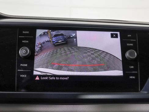 Used 2023 Volkswagen Taos SE w/ Black Wheel Package AWD/4WD image 8