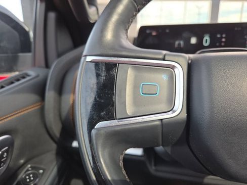 Used 2025 Ford Expedition Tremor AWD/4WD image 21