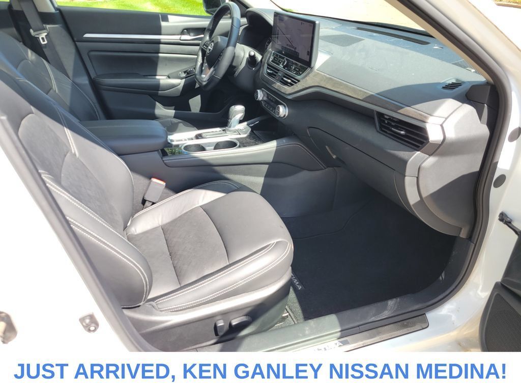 Certified 2024 Nissan Altima 2.5 SL AWD/4WD image 23