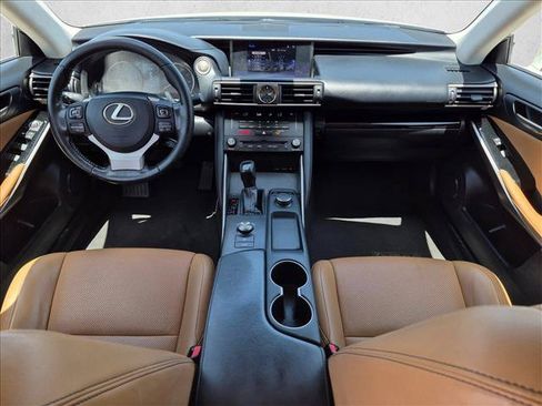 Used 2017 Lexus IS 200t RWD image 18