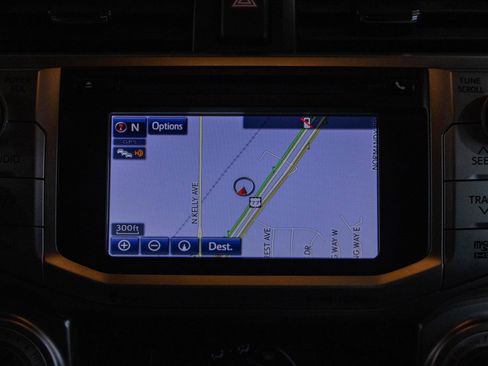 Used 2017 Toyota 4Runner SR5 RWD image 5
