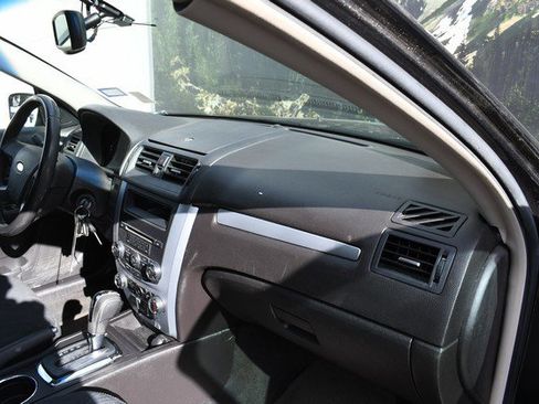 Used 2011 Ford Fusion SE w/ 202A Rapid Spec Order Code image 25