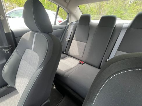 Used 2025 Nissan Sentra SV image 34