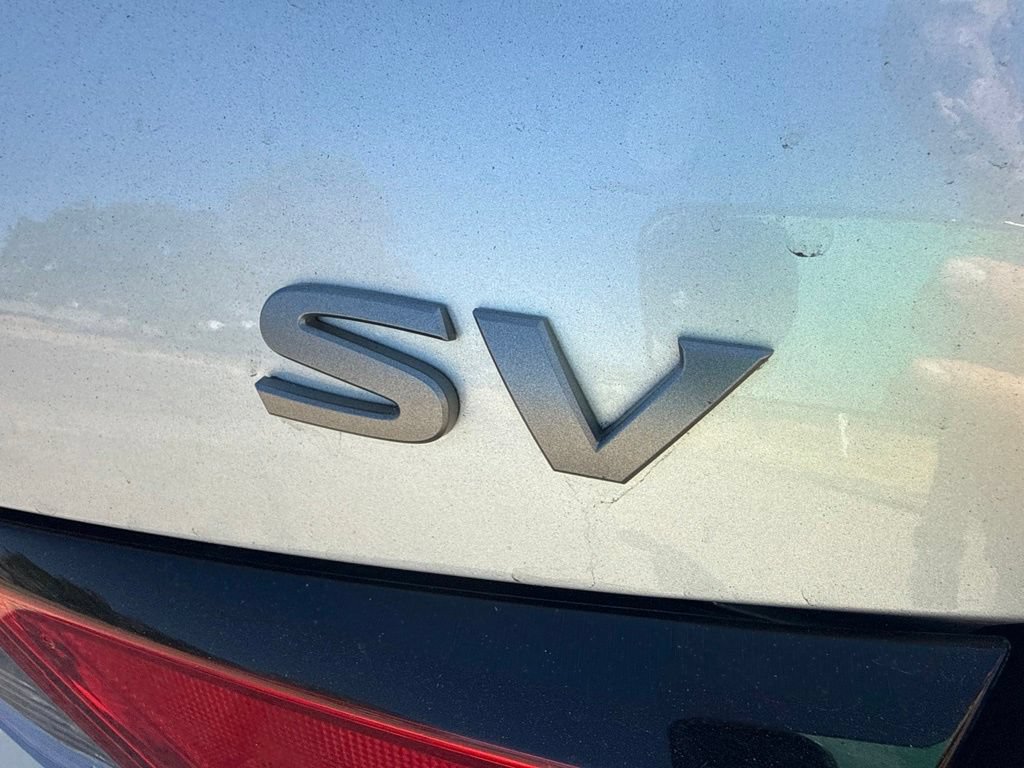 Used 2024 Nissan Altima 2.5 SV FWD image 14