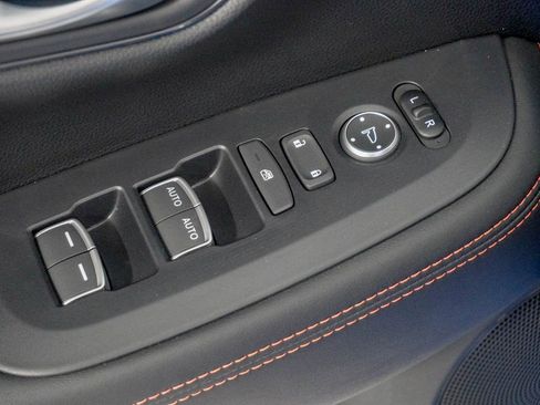 New 2026 Honda HR-V Sport image 16