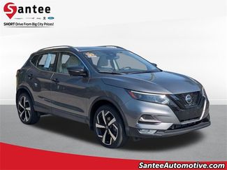 Used 2021 Nissan Rogue Sport SL w/ Premium Package image 1