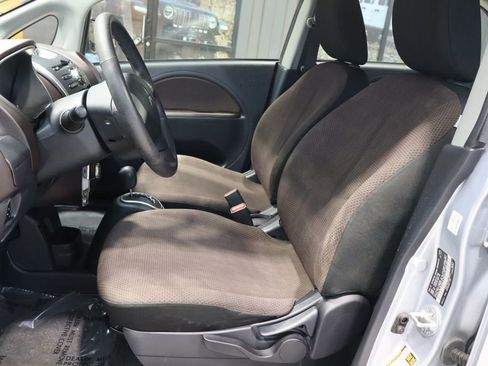 Used 2012 Mitsubishi i SE image 8