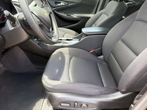 Used 2024 Chevrolet Malibu LT FWD image 18