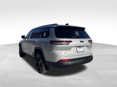 New 2025 Jeep Grand Cherokee L Altitude AWD/4WD image 6