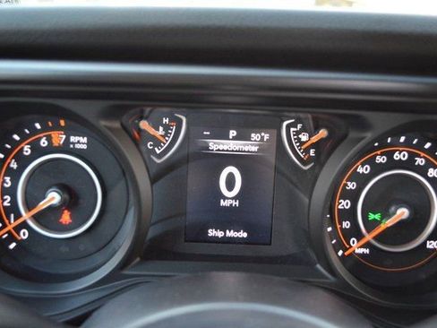 New 2026 Jeep Gladiator Sport image 19