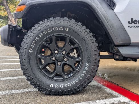 Used 2021 Jeep Wrangler Unlimited Sport image 17