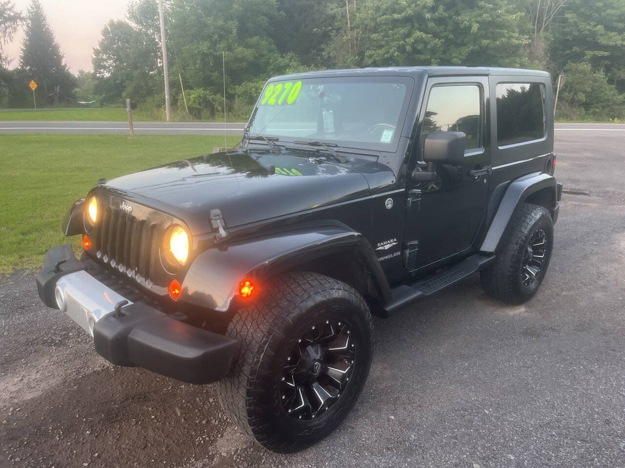 Used 2008 Jeep Wrangler Sahara w/ Dual Top Group AWD/4WD image 1